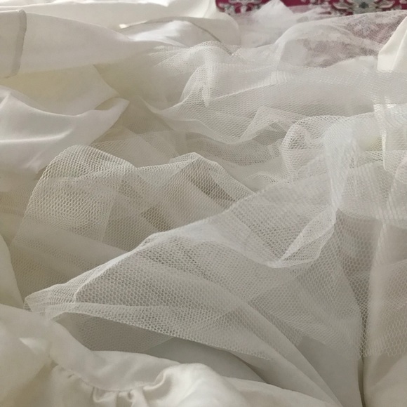 Beautiful wedding dress - Picture 8 of 8